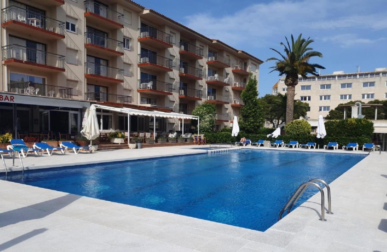Payet Apartments L'Estartit Eksteriør billede
